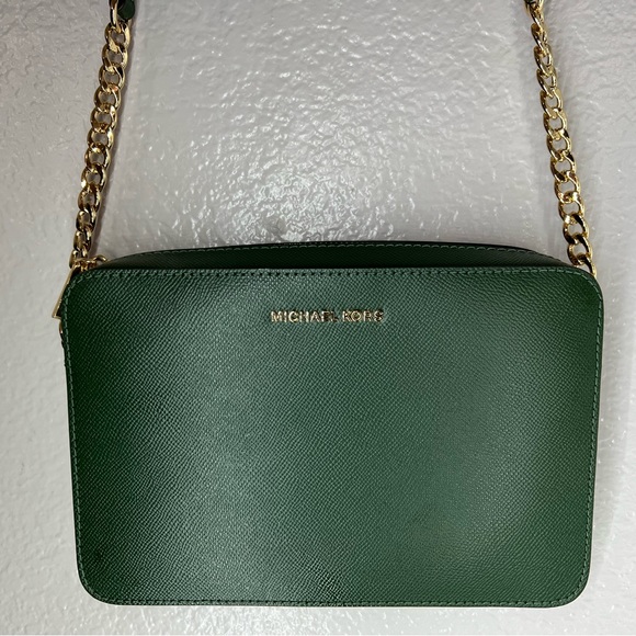 Michael Kors Leather Jet Set East West Crossbody - Picture 6 of 9